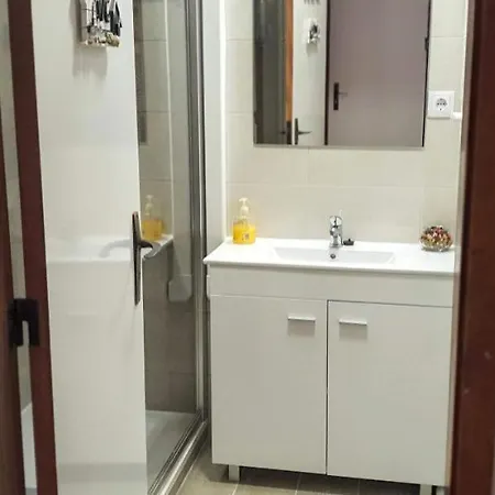 Rocha-rrh A 5 Min Pe Da Apartment *